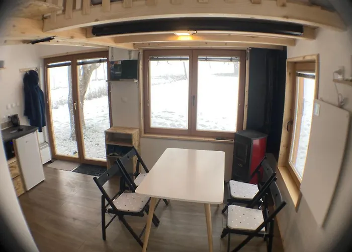 Tiny House بيت للعطل